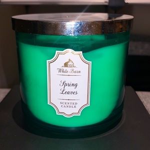 White Barn Spring Leaves 3 Wick Candle